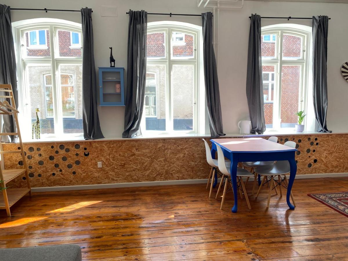 Gallery Studio In The Heart Of Højer Esterno foto